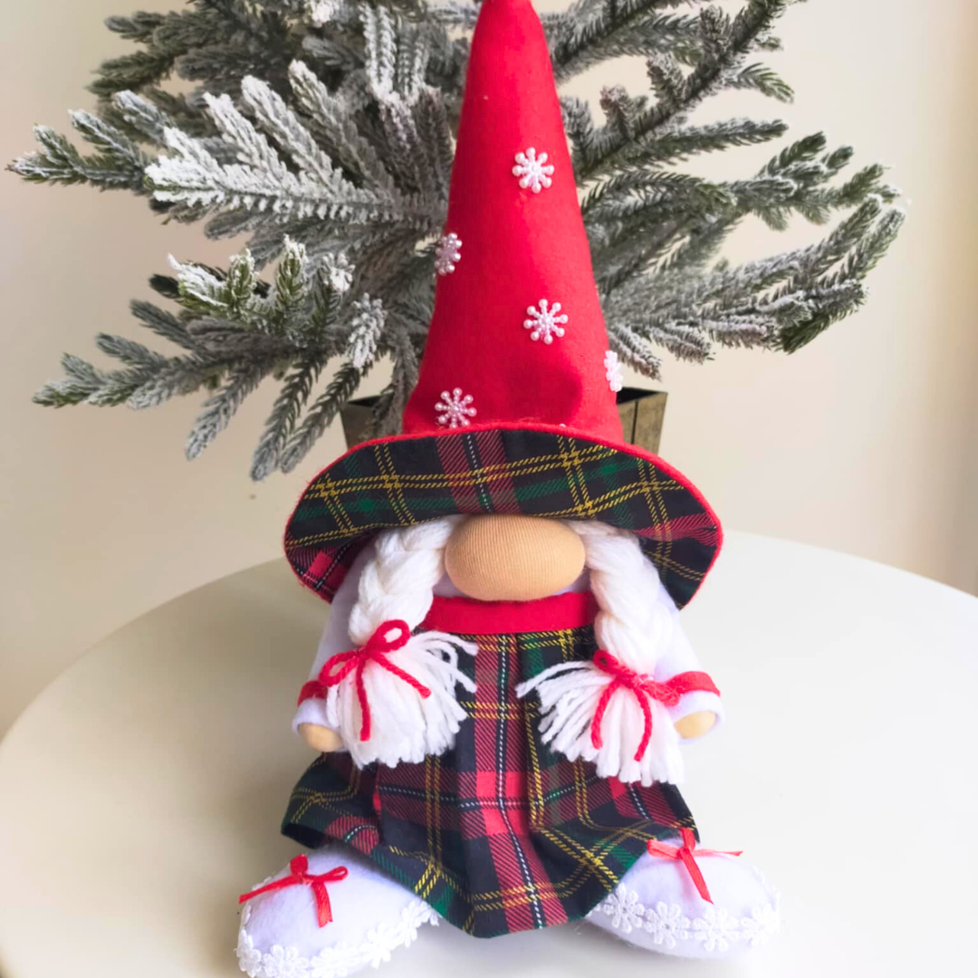 Scottish Gonk - Claire
