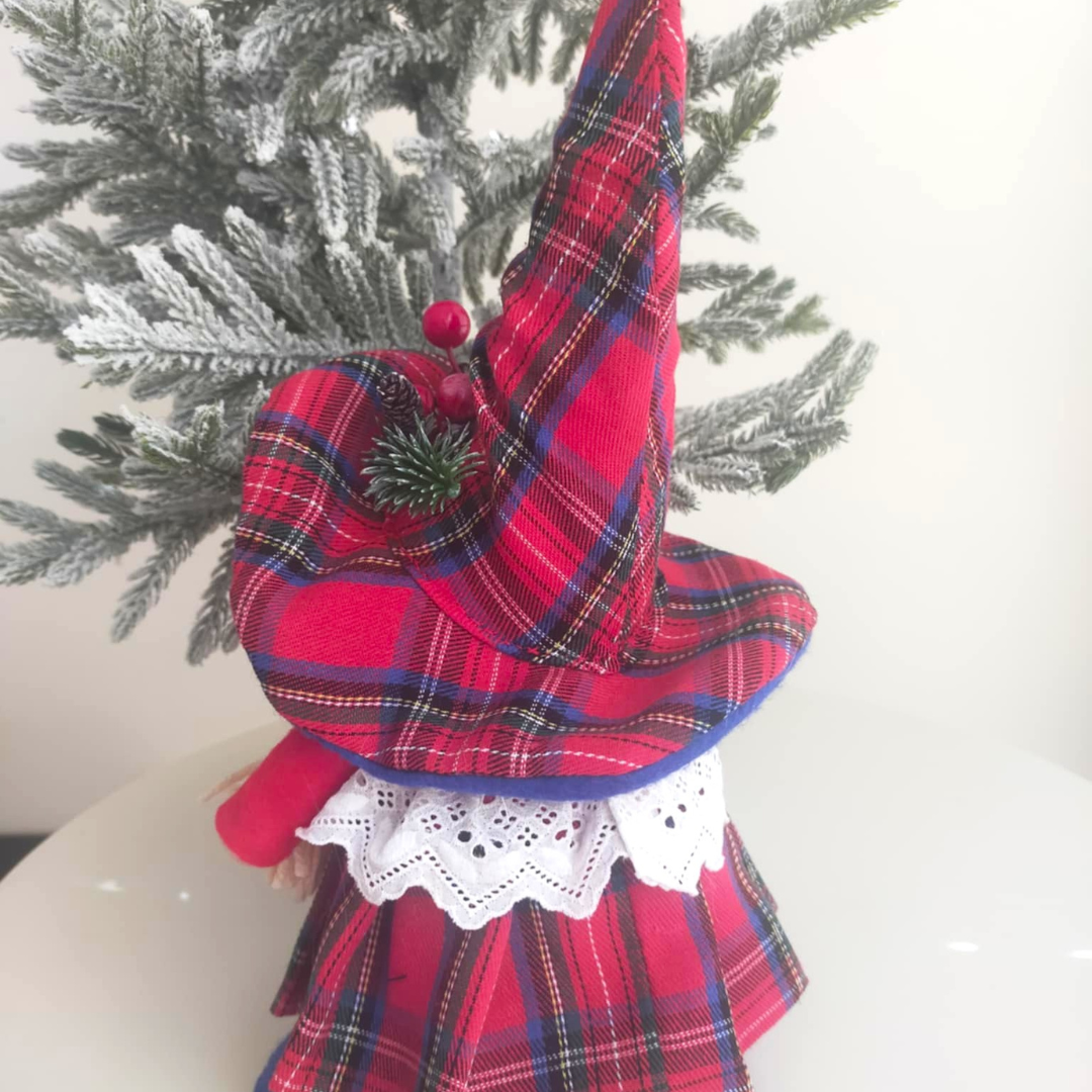 Scottish Gonk - Halleigh