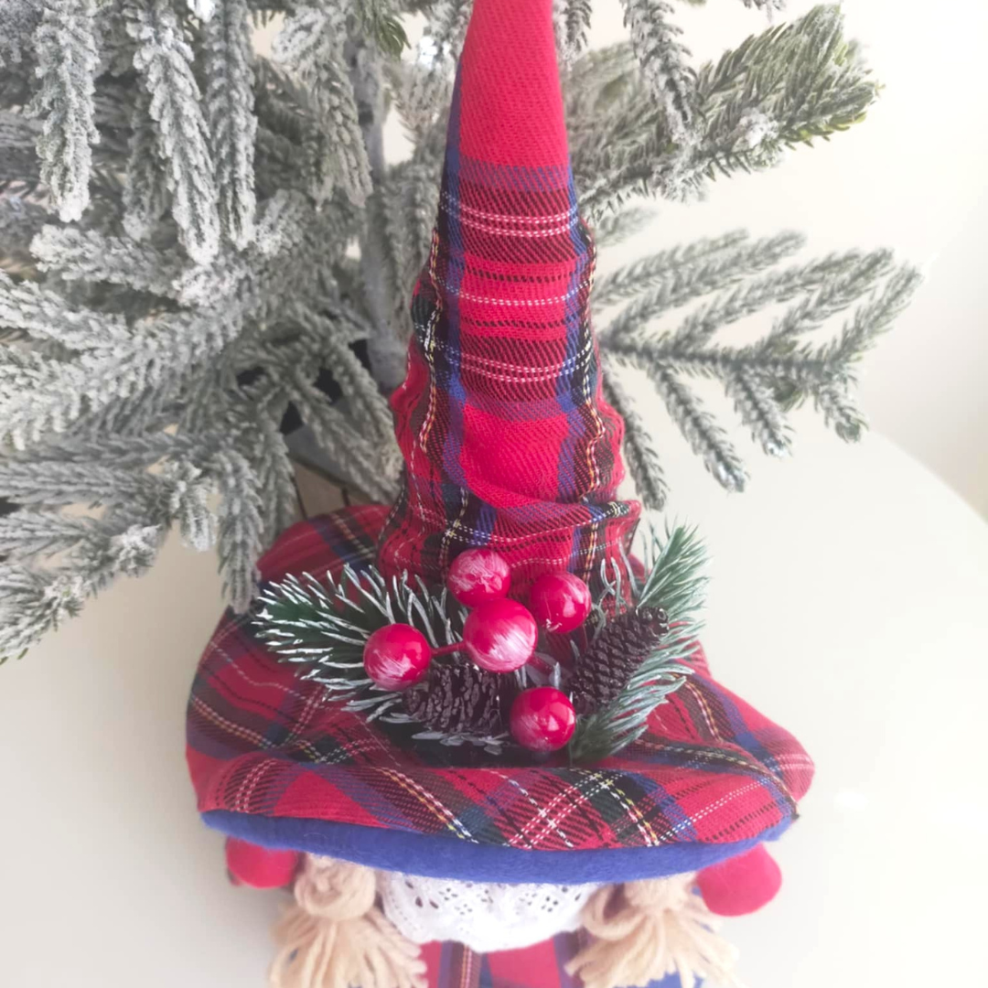 Scottish Gonk - Halleigh
